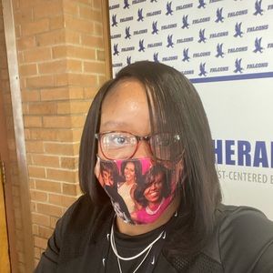 Meet your Posher, Tara